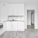 Daire Cozy 2 Bedroom Near Santa Claus Village With Space For 5