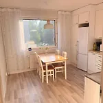 Daire Cozy 2 Bedroom Near Santa Claus Village With Space For 5 Rovaniemi