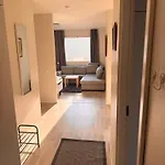 Cozy 2 Bedroom Near Santa Claus Village With Space For 5 * Rovaniemi