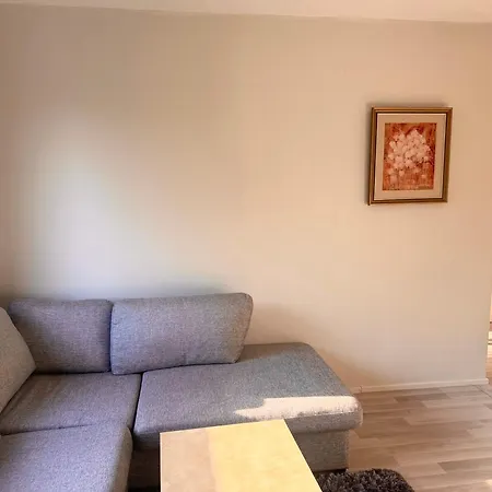Daire Cozy 2 Bedroom Near Santa Claus Village With Space For 5 *